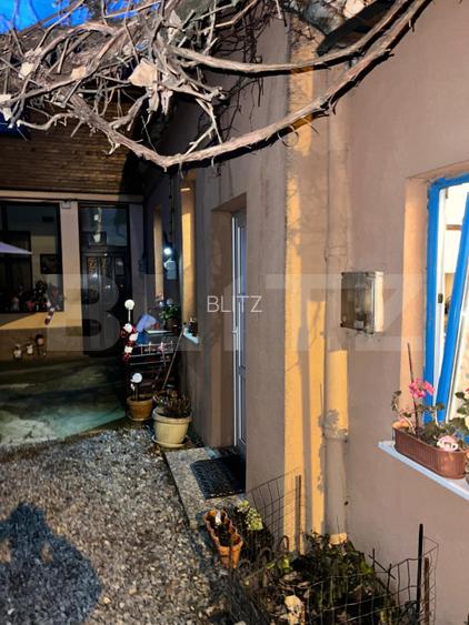 Apartament la casa, 28 mp, zona Platinia - 7