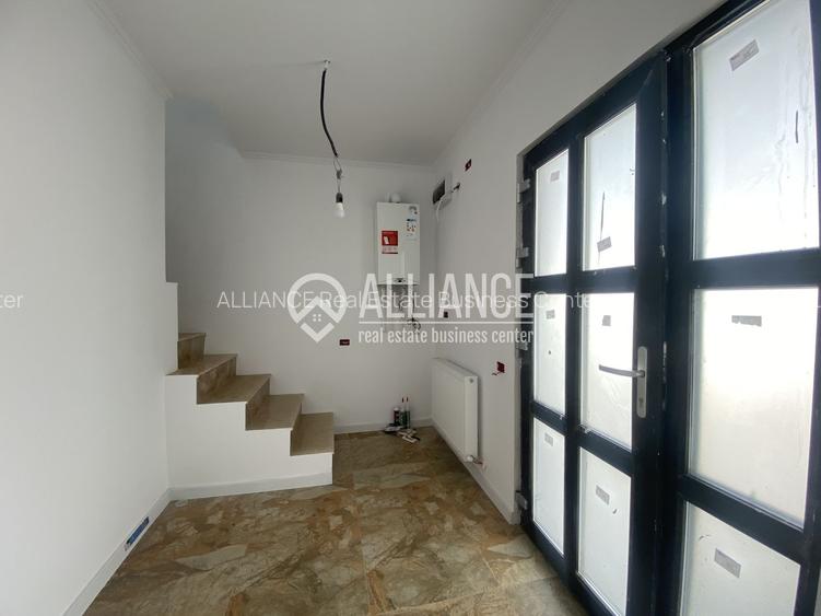 Valu lui Traian (COD 07) Casă P+M cu 5 camere, teren de 517 mp - 4