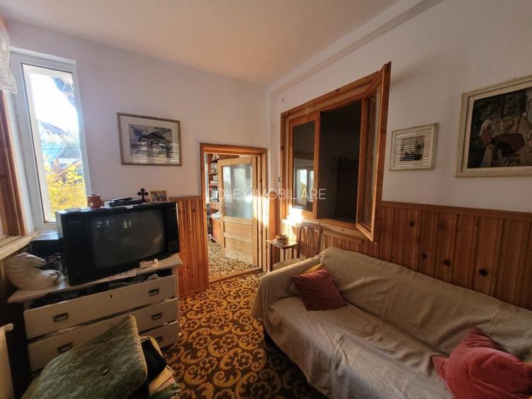 Casa P+E+M de vanzare in Busteni - 4