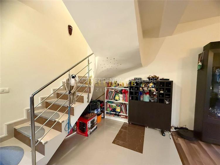 Duplex Mobilat / 4 Camere / 2 Bai / Teren 200 mp - 9