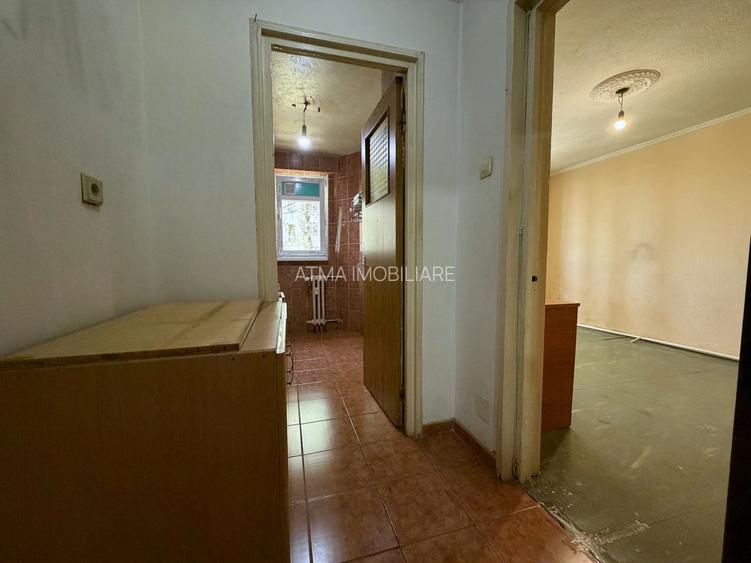2 camere – etaj 2 – bloc reabilitat – IDEAL INVESTITIE / renovare | Str. Luica - 4