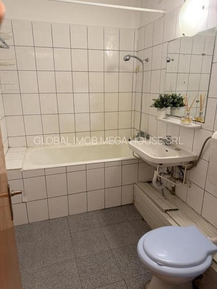 Vanzare 2camere Decomandat Bucatarie inchisa Metrou Crangasi - 5