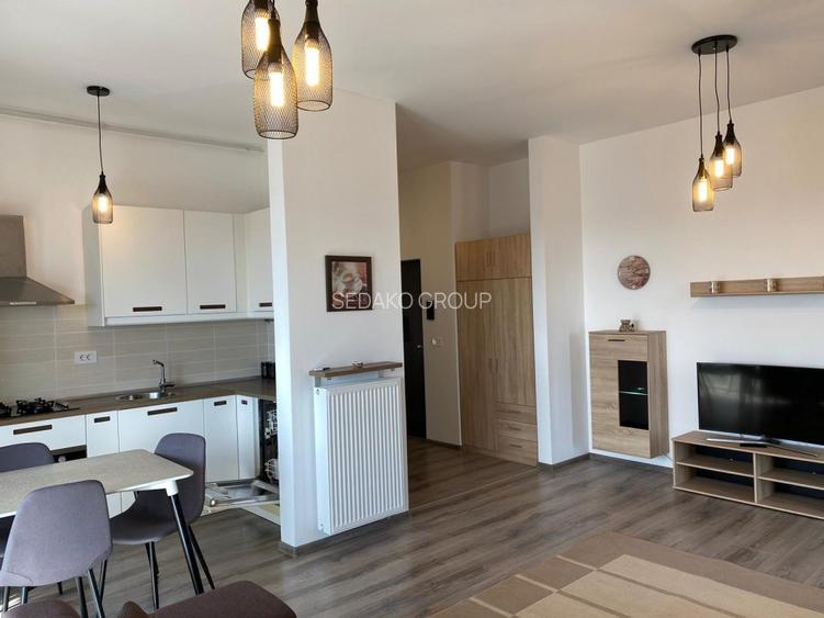 Prin Ag.Sedako-2cam, et.8, bloc Iris 5, str.Grigore Alexandrescu - 2