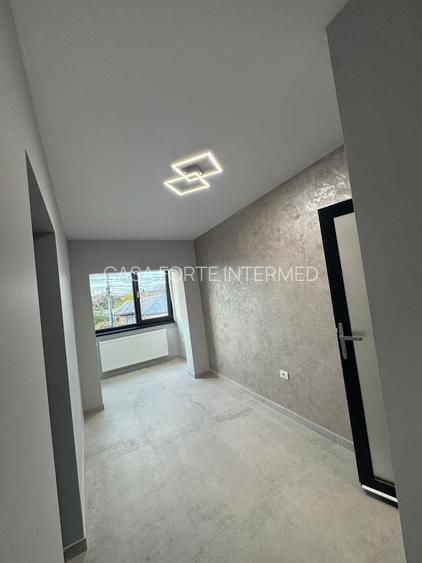 Spațiu comercial de închiriat  Ideal pentru cabinete medicale și tehnică dentara - 7