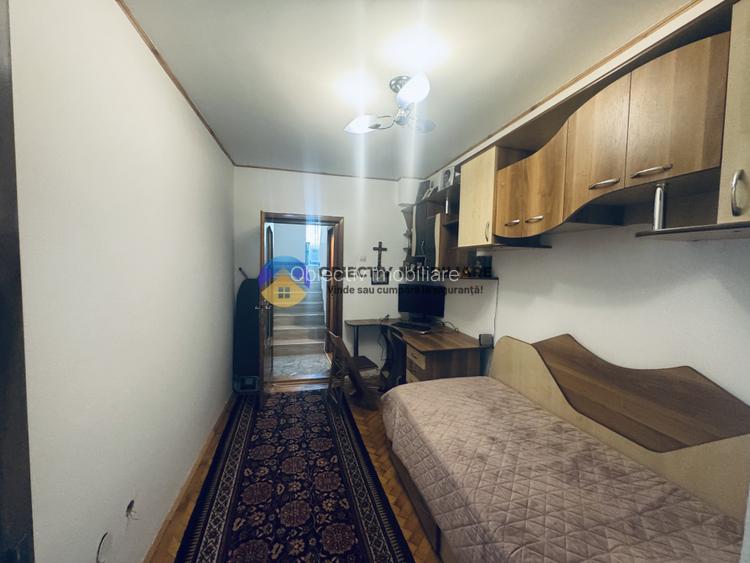 Apartament 3 camere duplexuri ,etaj 1 ,2 bai , 2 balcoane - 4