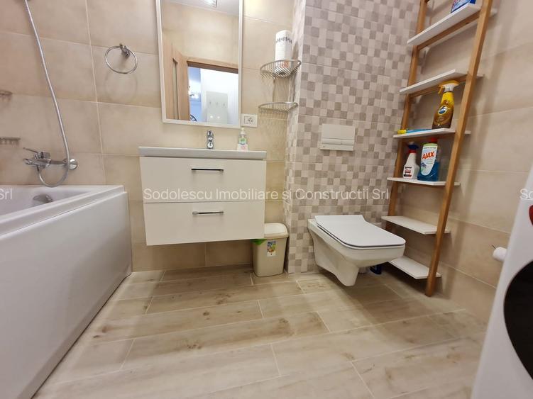 Lux la 5 minute de Iulius Town - 8