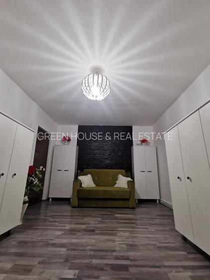 Apartament 3 camere , etaj 1, zona Calea Zarandului - 2