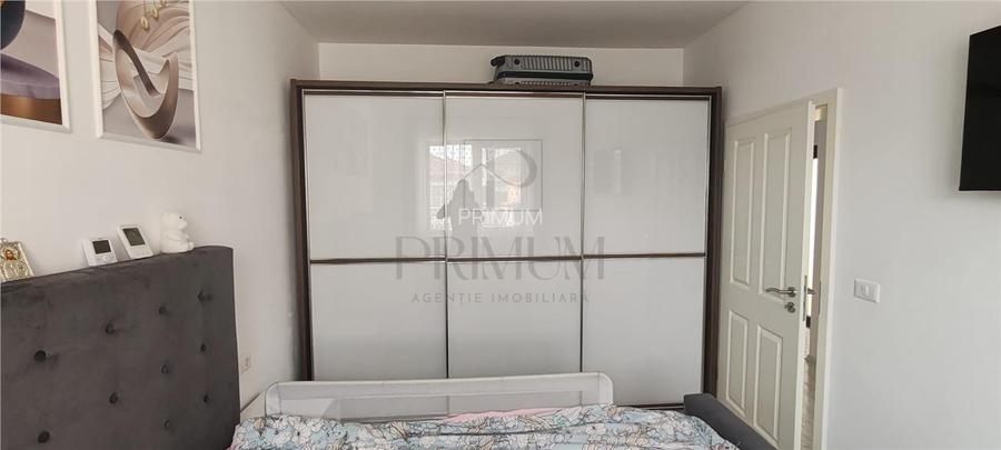 Duplex pe parter - mobilat - utilat - toate utilitatile - beci - pod mansardabil - 9