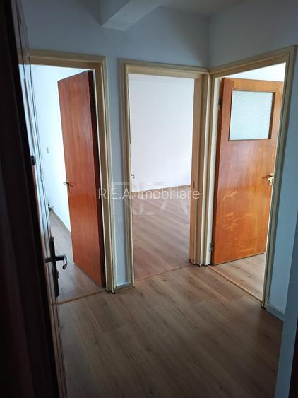 2 camere, et 3/4, centrala, bloc tip P, anvelopat-Drumul Taberei - 3