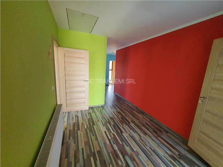 Vilă Spațioasă D+P+1 zona Terezian optima locuinta / sediu firma - 24