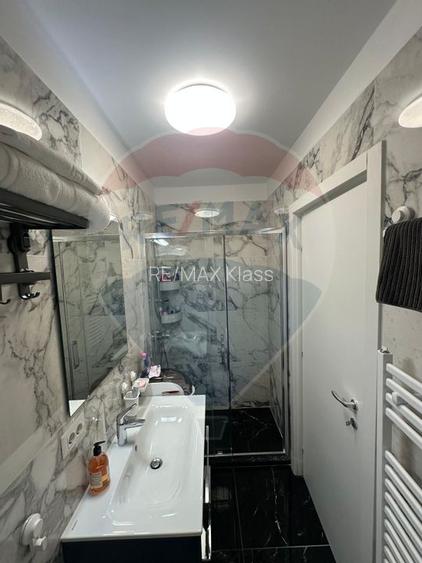 Apartament cu 3 camere de vânzare Casa del Mar Mamaia Nord - 13