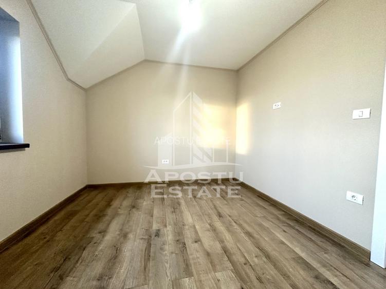 Casa de vanzare cu 530 mp teren in localitatea Utvin - 6