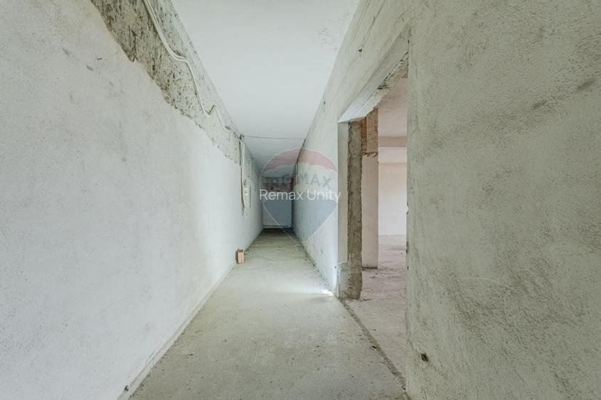 Spațiu industrial de 2060mp cu teren de 3358mp de vânzare Str Turnului - 24