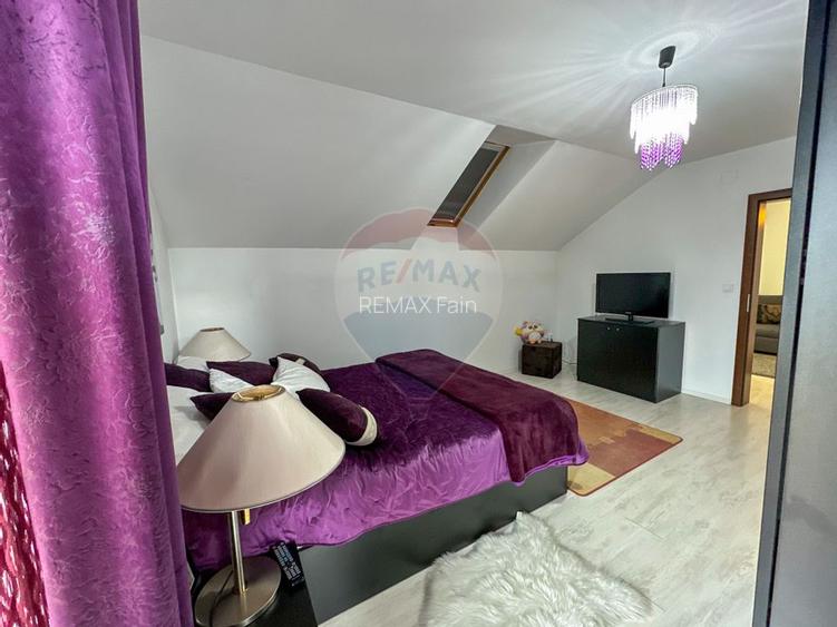 Vila de vanzare pe Str.Strugurilor/Terezian - 22