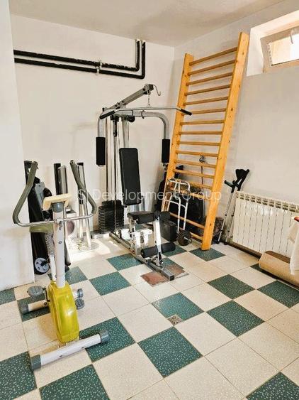 Resedinta de prestigiu |Pipera - Iancu Nicolae | 11 Camere | Piscina - 18