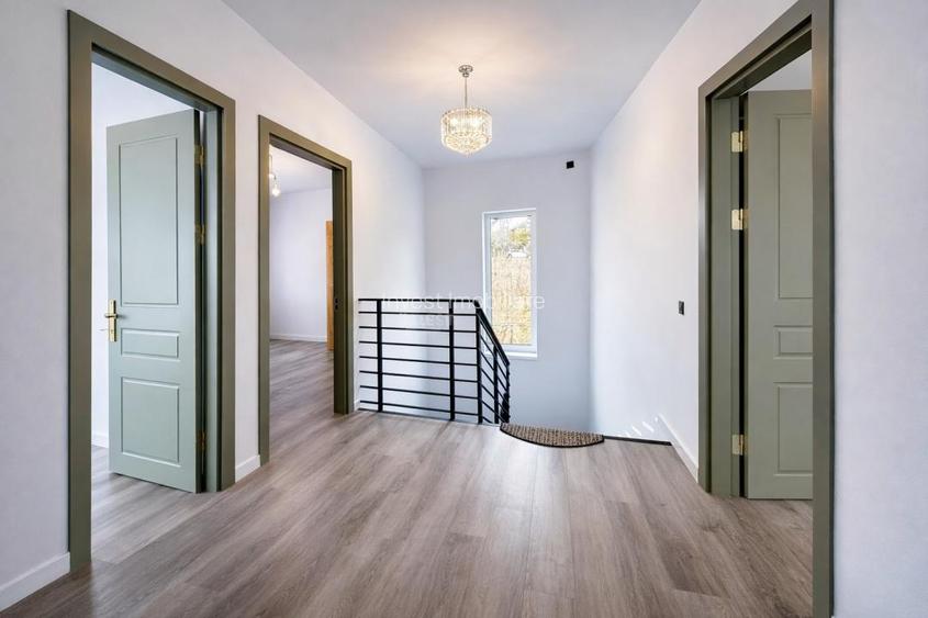 Vila cu 5 camere si 3 bai situata in Bucium - Iasi - 13