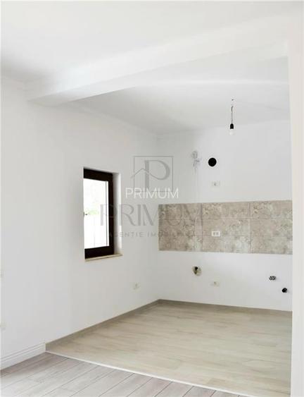 Duplex individual- zona excelenta -  gata de mutare- curte amenajata - despartit - 15