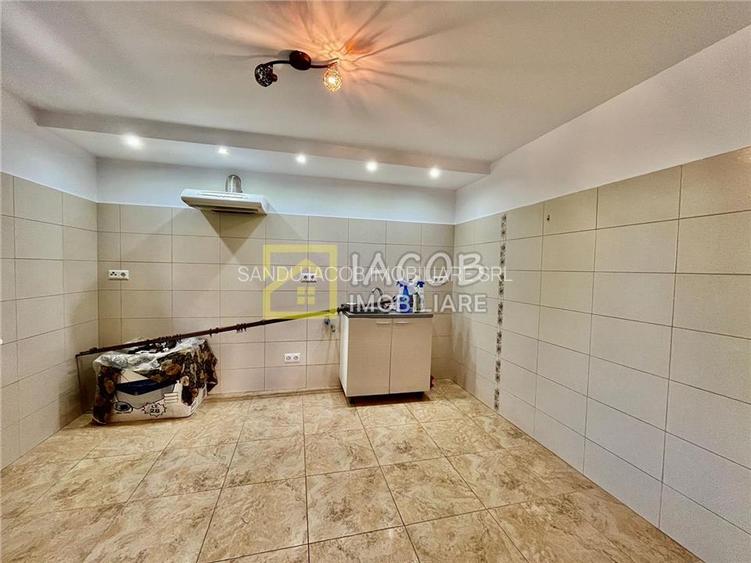 Casa P+M, loc. Faraoani, jud. Bacau - 13