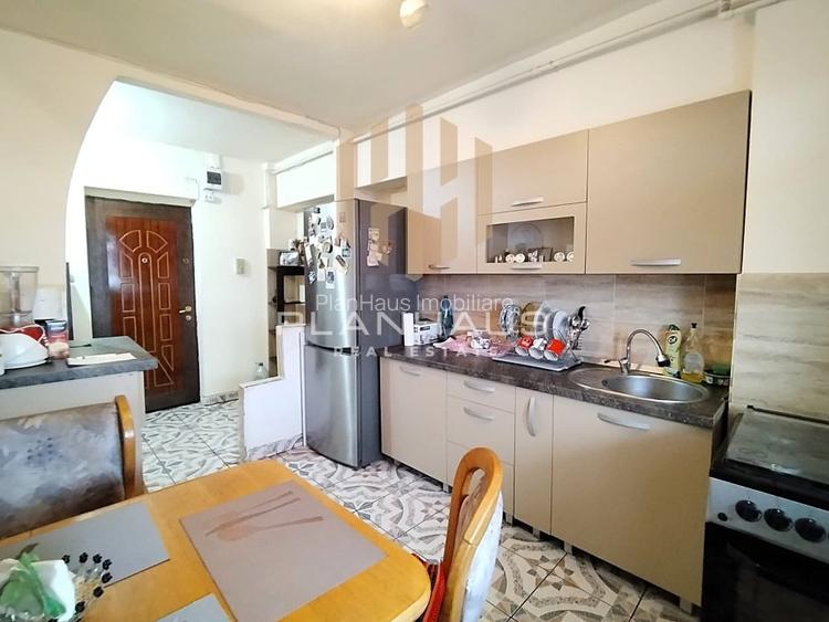 Apartament 2 camere, etaj intermediar cu lift, decomandat, zona Gării! - 2