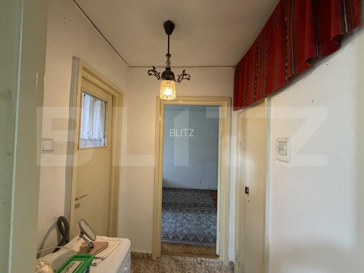 Apartament 2 camere , etaj 2, zona Garofitei - 5