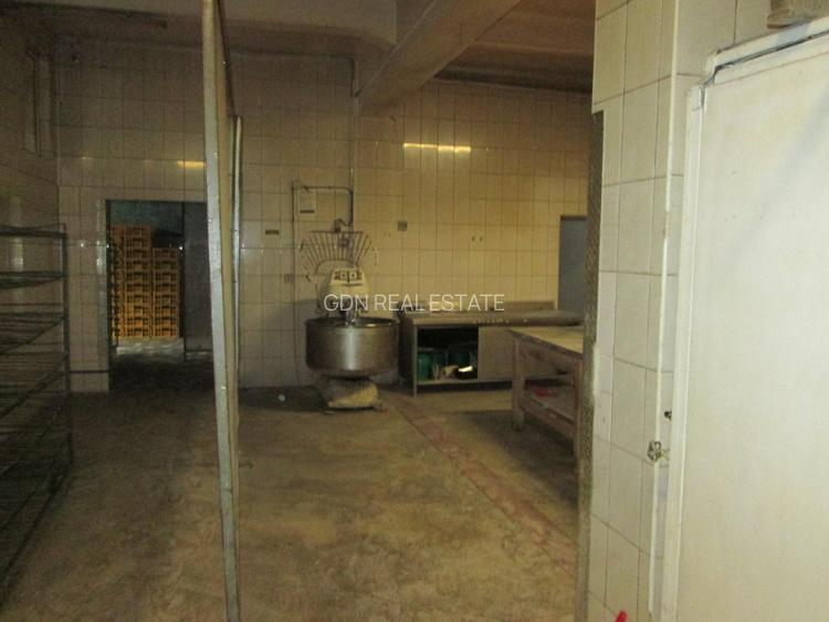 Spatiu comercial+brutarie, suprafata utila 500mp, zona centrala, Nucet - 4