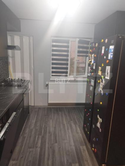 Apartament cu 4 camere, 2 bai, 80 mp, et. intermediar, zona Aurel Vlaicu - 3