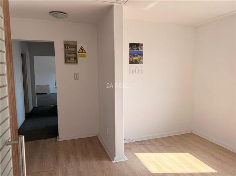 Inchiriere birouri langa metrou Aurel Vlaicu de la 140 mp - 10