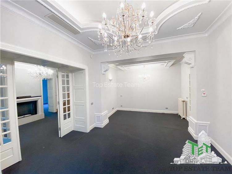 Vanzare vila interbelica reconsolidata si renovata in zona Armeneasca - 2