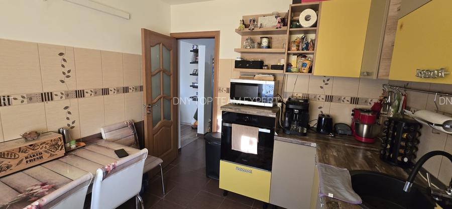 Apartament 3 camere - Strada Stupilor - 12