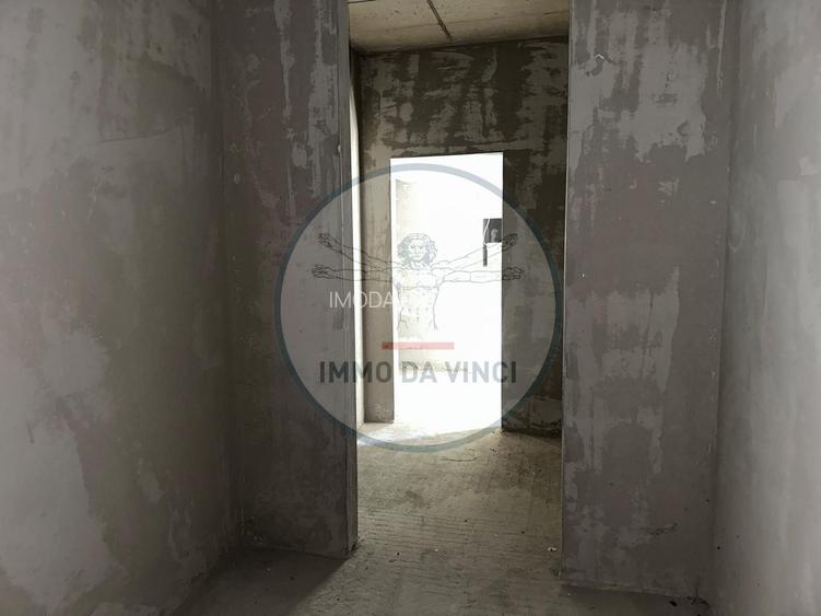 Locație de TOP!  Spațiu comercial 194 mp în Bloc Nou - 14