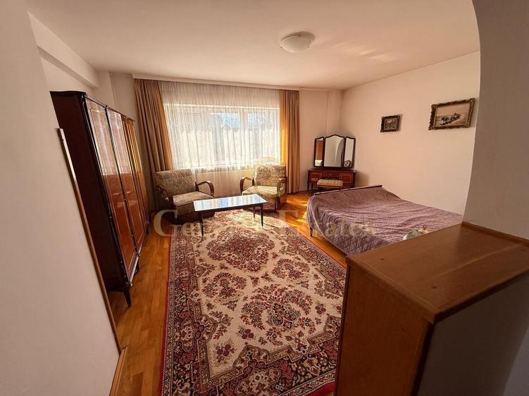 Casă individuală | 6 camere | Tractorul - 6
