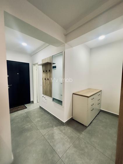 Apartament  cu 2 camere de inchiriat in zona Tractorul Coresi cu dressing,parter - 11