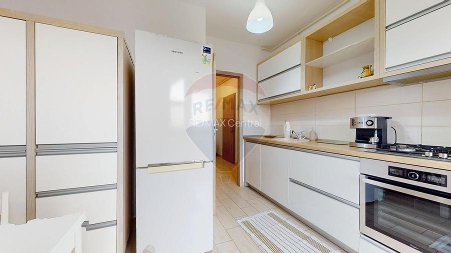 Apartament cu 2 camere de închiriat în zona Tractorul - 15