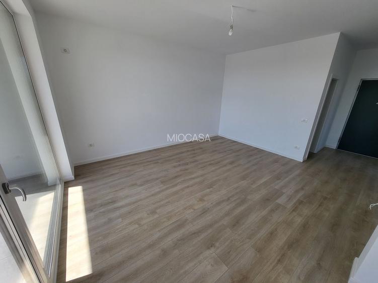 Langa Calea Timisoarei. Bucatarie inchisa. Etaj 1 - 4