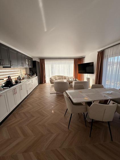 Duplex modern de închiriat | 3 dormitoare + 3 băi | Terasă panoramică 70 mp | Cl - 2