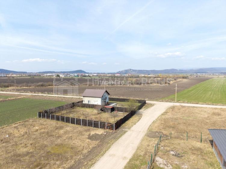 Teren 500 mp, împrejmuit, curent și internet pe teren, cu proiect și autorizație - 13