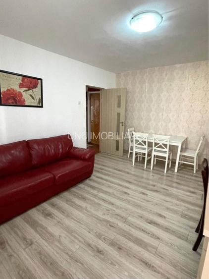 Apartament cu 2 camere - zona Centru  - Bld. Independentei - 9