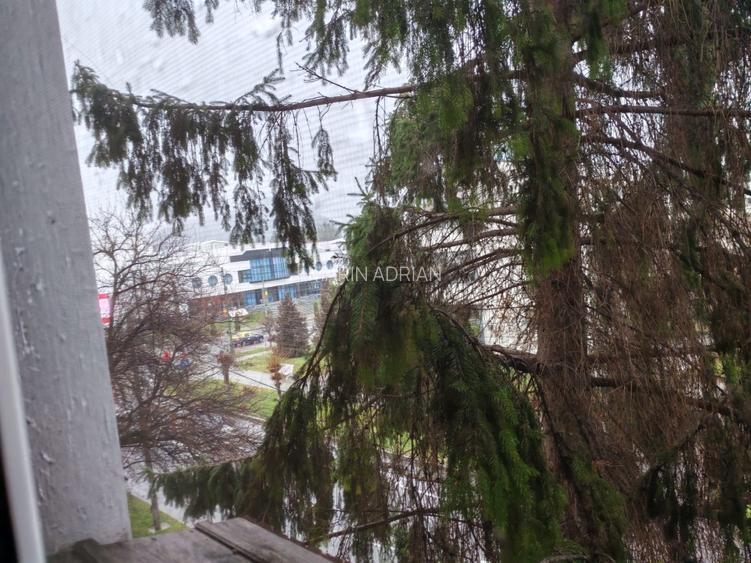 Apartament 3 camere-cvartal Onesti - 13