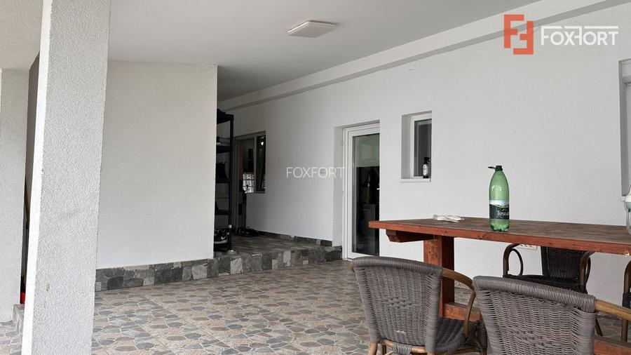 Casa individuala 8 camere, 400 mp, in Mosnita Noua vatra satului - 28