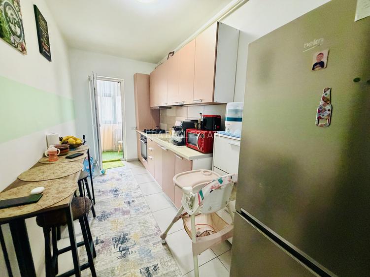 Apartament 2 camere 50 Mp ultili, bucătărie separată Str Tineretului super zona - 5