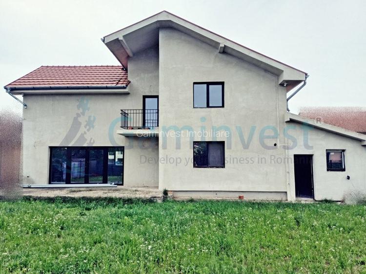 Casa de vanzare cu 5 dormitoare, Santandrei, Bihor - 10