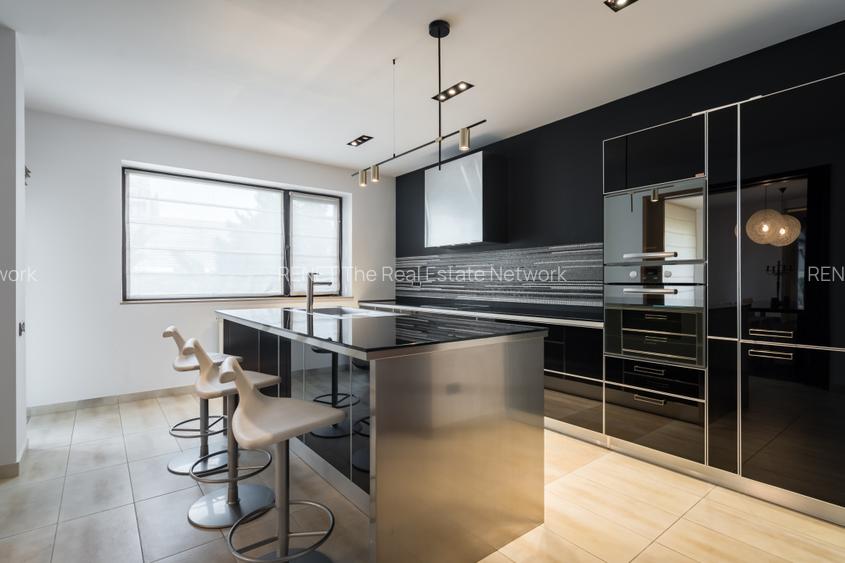 IANCU NICOLAE - COMPLEX TRAIAN, VILA 400 MP TOTAL, LOT 750 MP! - 16