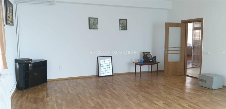 FAR - GARA ! CASA 4 CAMERE 2 BAI, BUCATARIE 150 MP. IDEAL SEDIU FIRMA, BIROURI. - 2