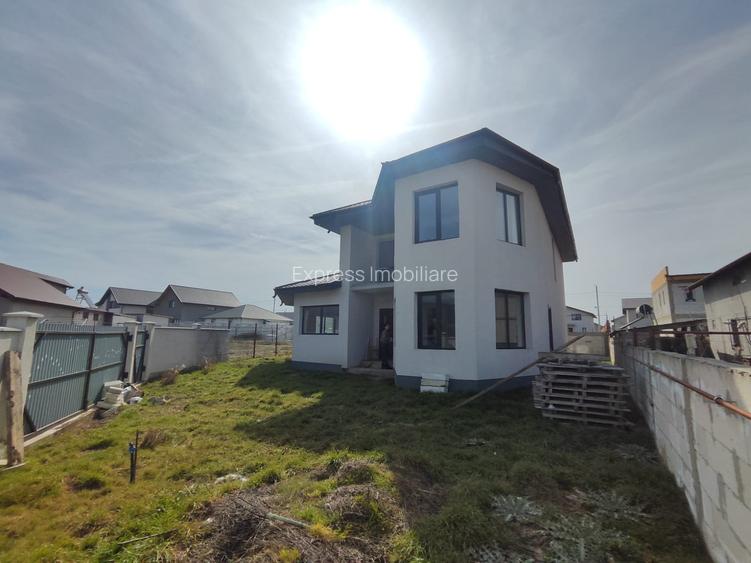 Casă spațioasă în Agigea, județul Constanța - 7