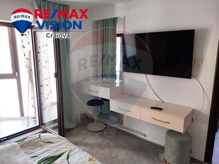 Apartament 3 camere de închiriat in Craiova,  zona  SIF - 5