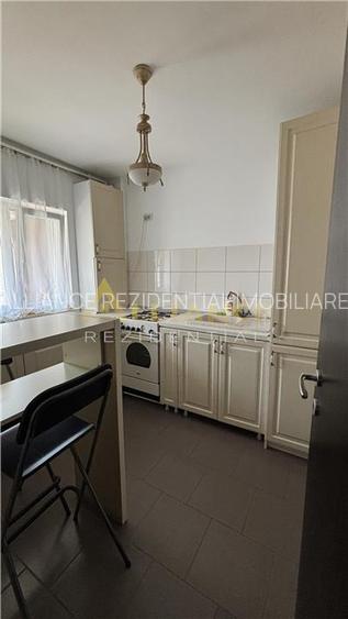 Garsoniera spatioasa bloc 2015 || centrala proprie || Drumul Fermei || - 3