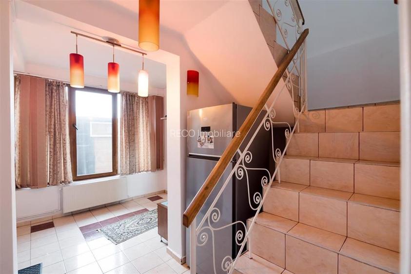 RECO Casa  cu 4 camere la 5 minute de centru (Olosig) -Oradea-curte si acces aut - 14