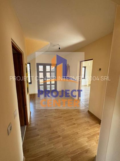 Casa Pitesti - Prelungirea Craiovei, teren = 620 mp, sup c = 165 mp - 5