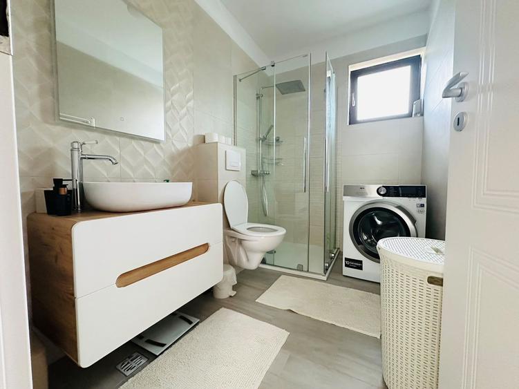 COMISION 0%-CORBEANCA-CENTRAL/VILA MODERNA CU 4 CAMERE/ CURTE PRIVATA