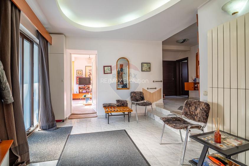 Vila cu 5 camere Sinaia, zonă liniștită, aproape de centrul statiunii - 6